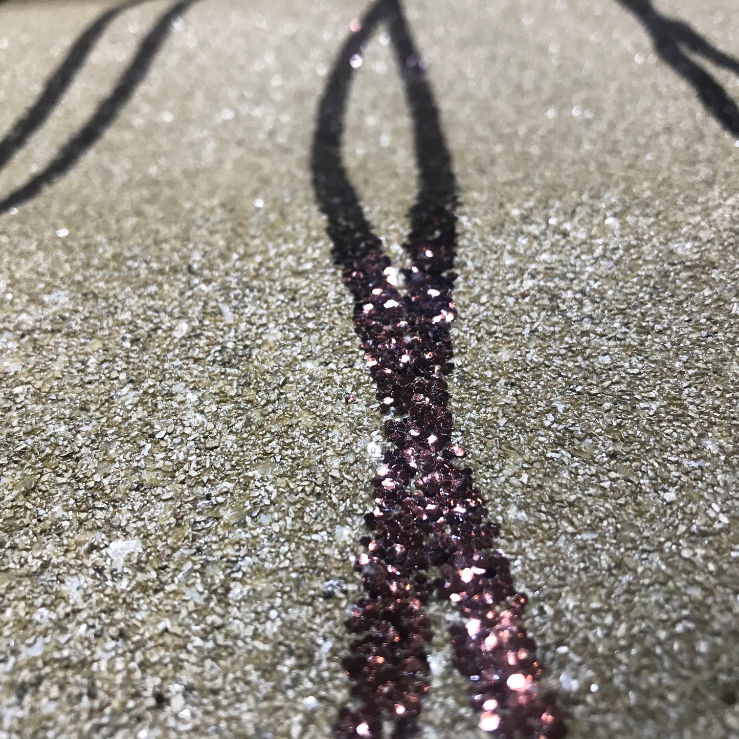 Mica Curve Glitter Wallpaper (Sandy Gold With Bronze Glitter) - MSC64