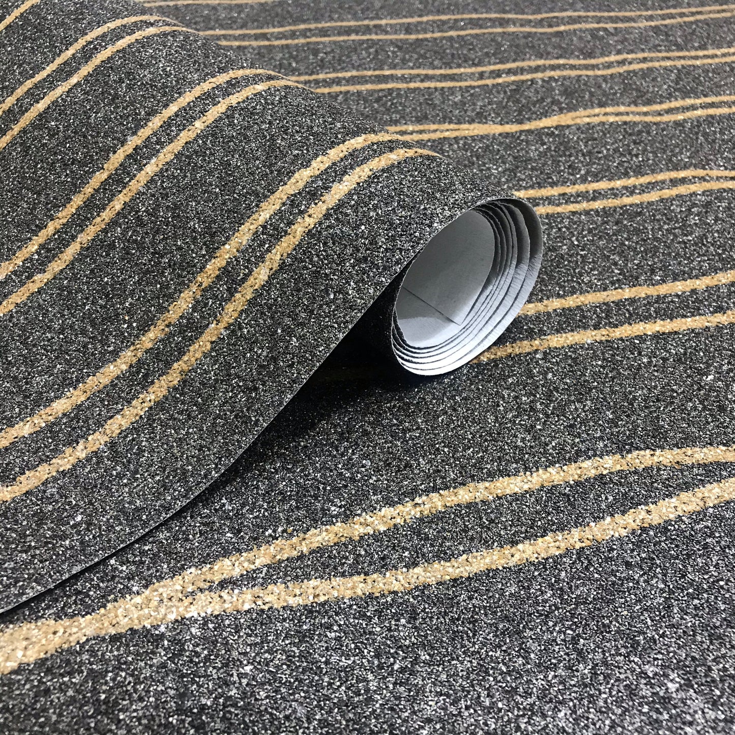 Mica Curve Glitter Wallpaper (Black With Gold Glitter) - MSC59