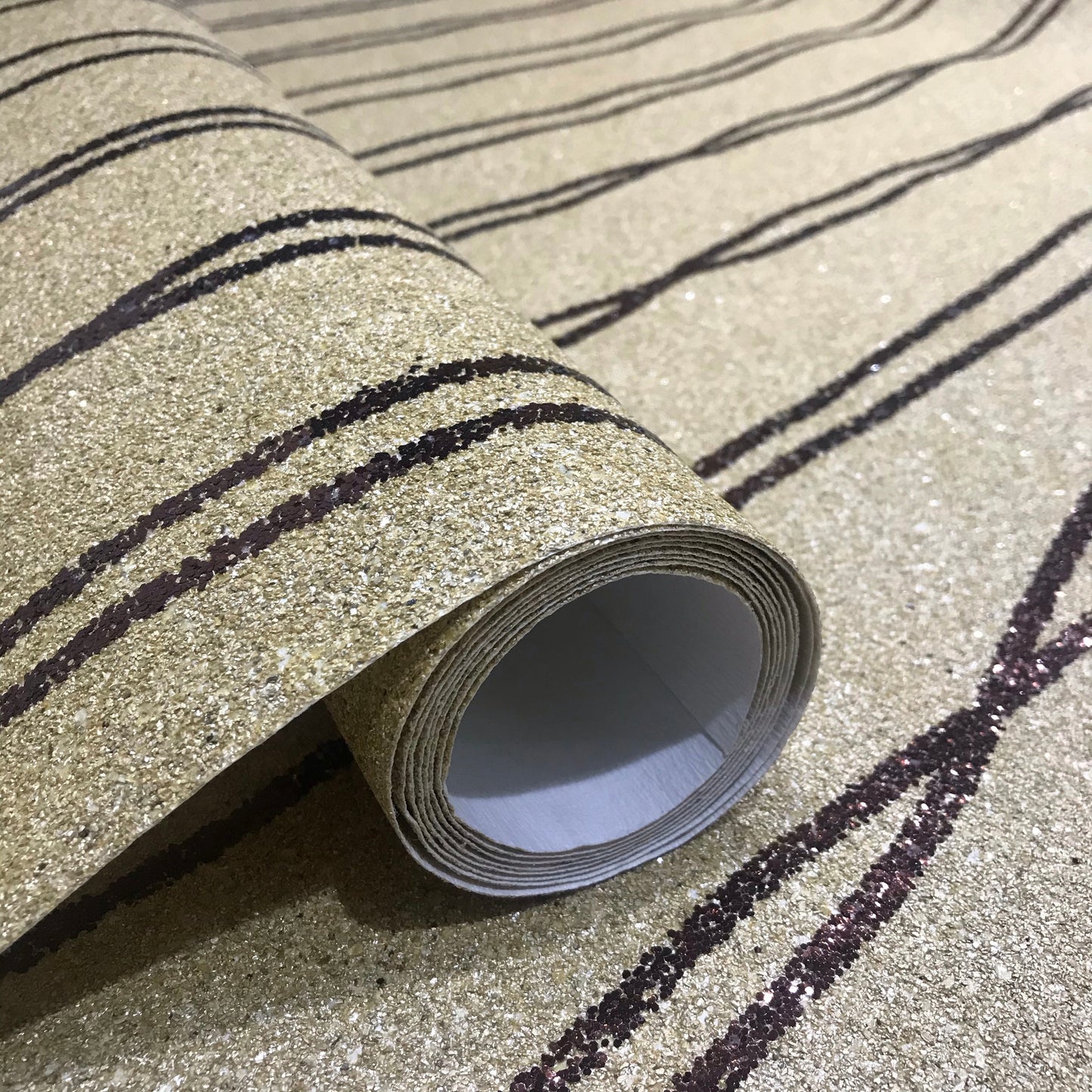 Mica Curve Glitter Wallpaper (Sandy Gold With Bronze Glitter) - MSC64