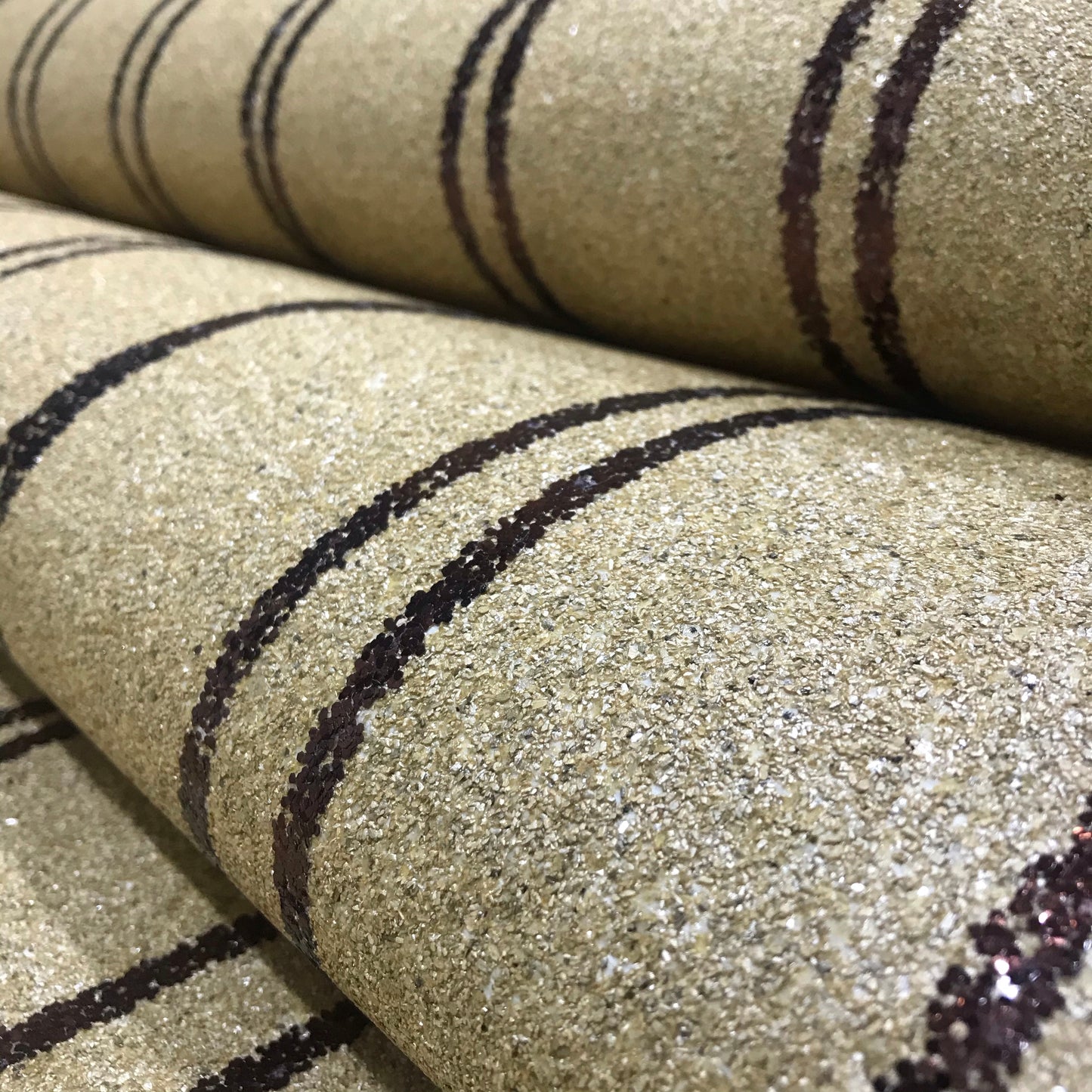 Mica Curve Glitter Wallpaper (Sandy Gold With Bronze Glitter) - MSC64
