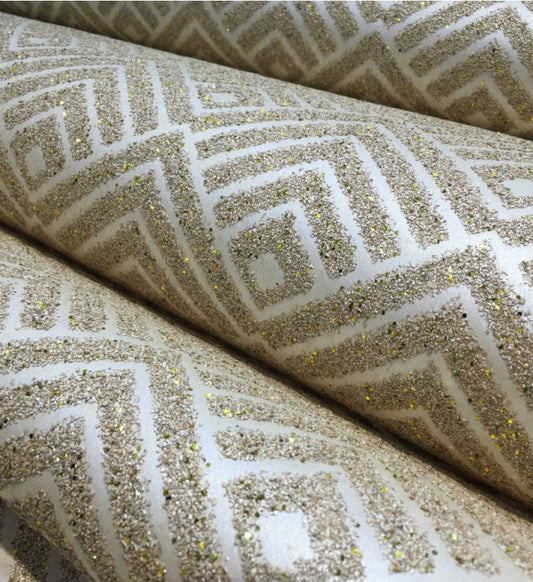 Fine Mica Arrow (Candle Wood Cream) - F151