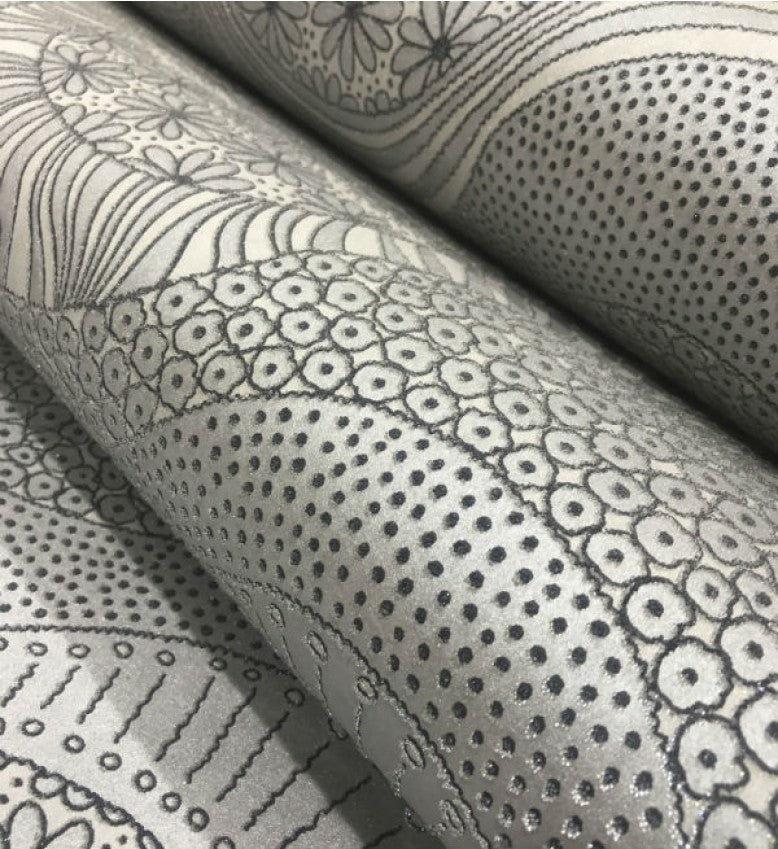 Glass Bead Floral Henna (Grey) - GB104